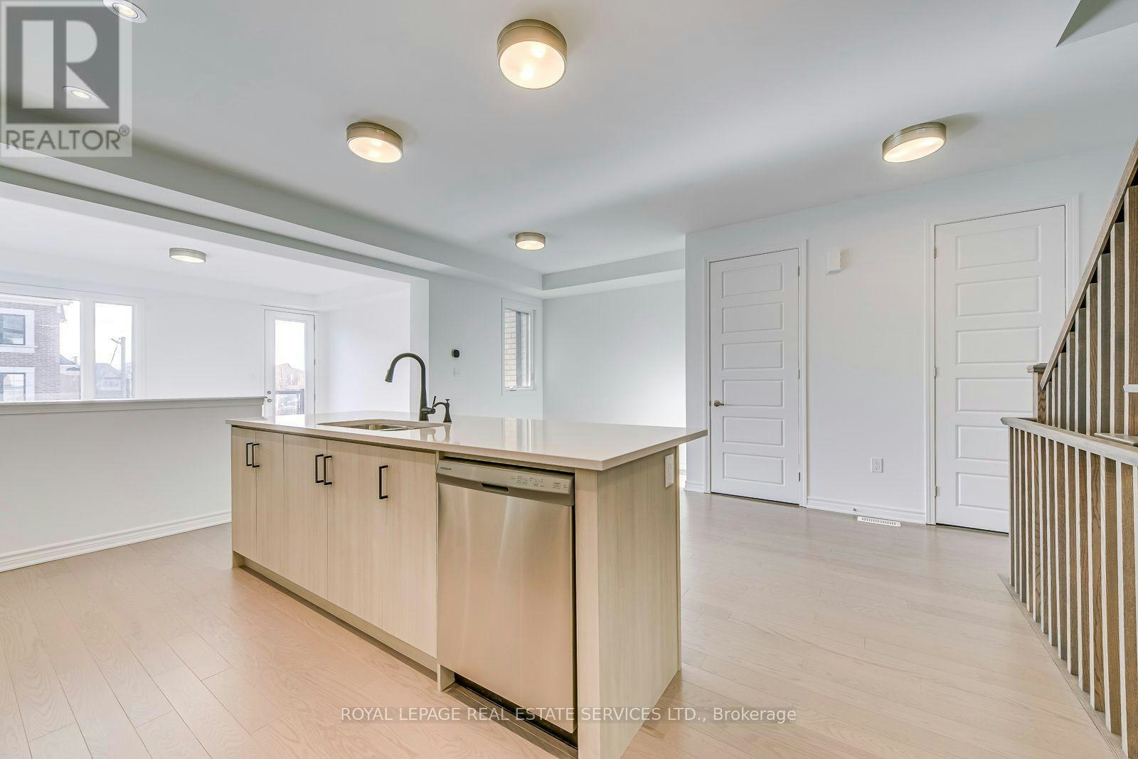1205 Poppy Gardens, Oakville, ON, L6M 7Y3 - 12