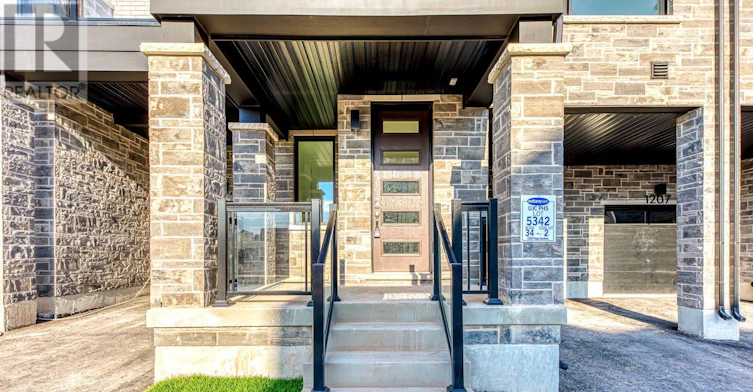 1205 Poppy Gardens, Oakville, ON, L6M 7Y3 - 2