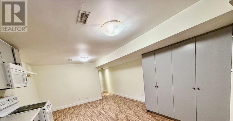 LOWER-178 Rosemount Avenue, Toronto, ON, M6H 2M9 - 6
