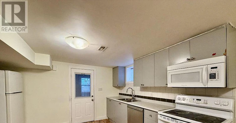 LOWER-178 Rosemount Avenue, Toronto, ON, M6H 2M9 - 3