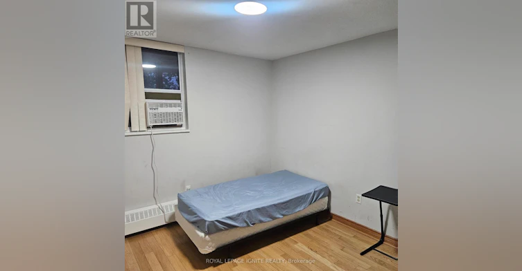 409-390 Dixon Road, Toronto, ON, M9R 1T4 - 5