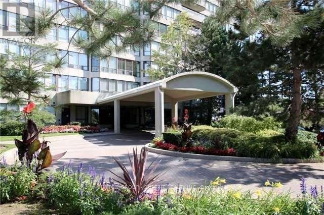 1209-24 Hanover Road, Brampton, ON, L6S 5K8 - 2