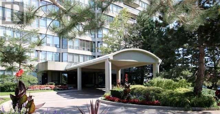 1209-24 Hanover Road, Brampton, ON, L6S 5K8 - 2