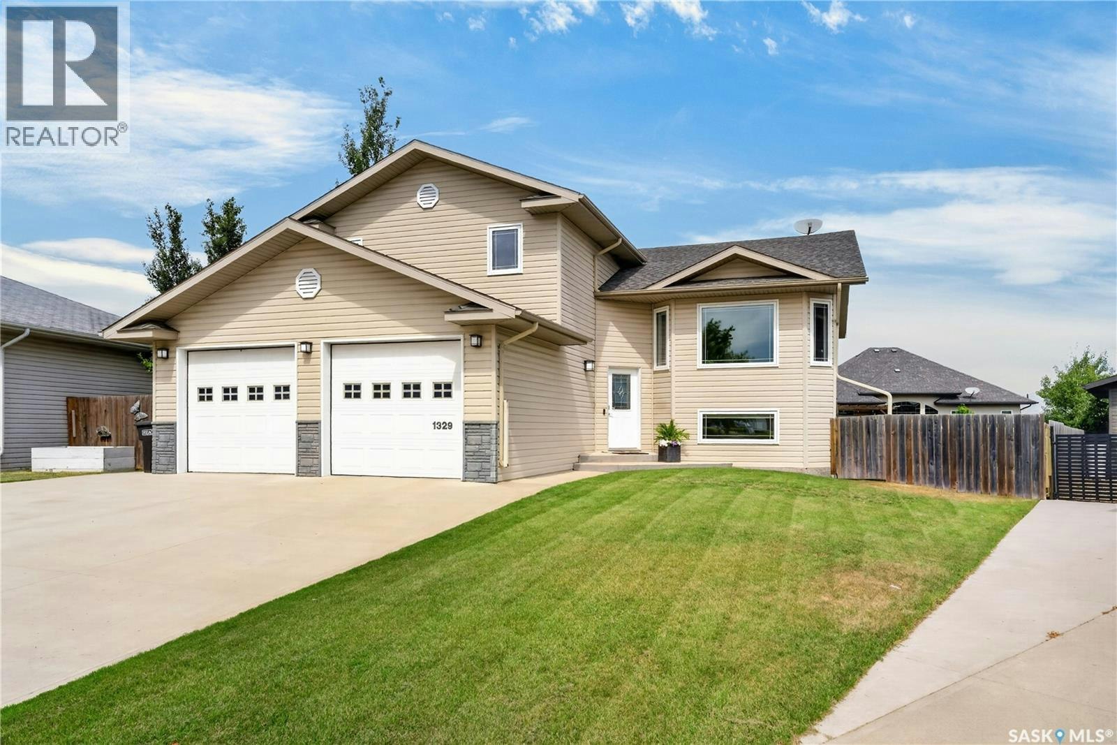 1329 Heidgerken Crescent, Humboldt, SK, S0K 2A0