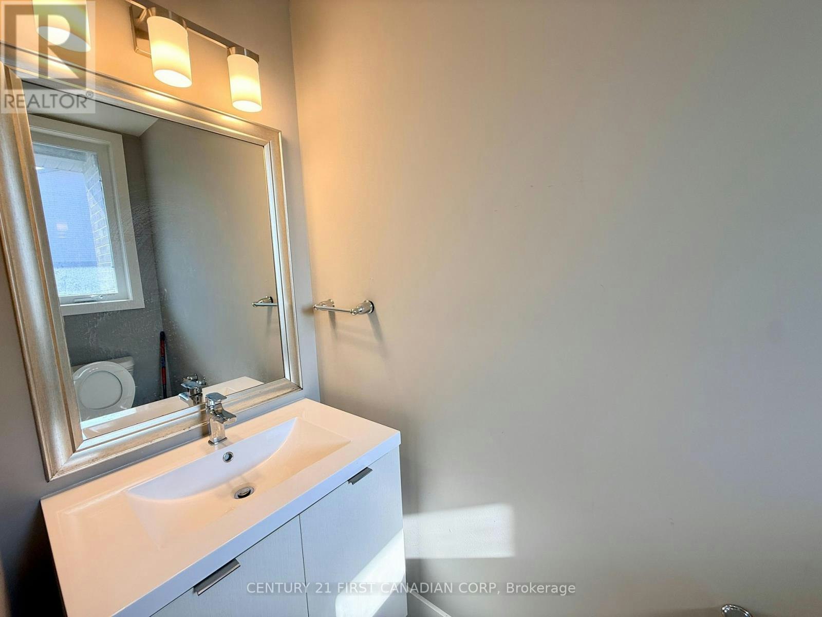 181-1960 Dalmagary Road, London, ON, N6G 0T8 - 3