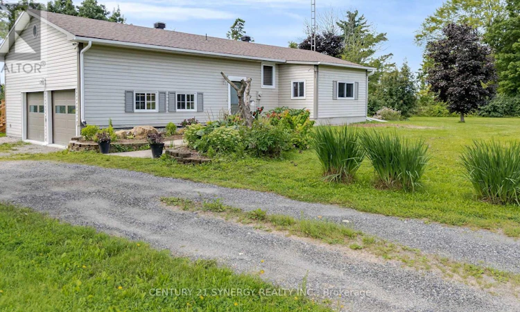 677 Bowes Side Road