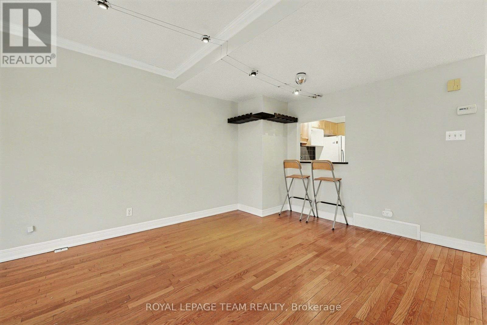 187 Monterey Drive, Ottawa, ON, K2H 7A9 - 20
