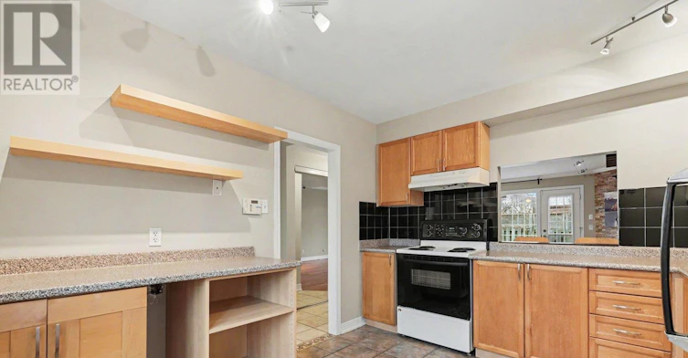 187 Monterey Drive, Ottawa, ON, K2H 7A9 - 13