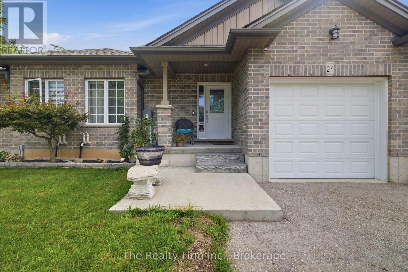 27 Cronyn Street, Woodstock, ON, N4S 3T4