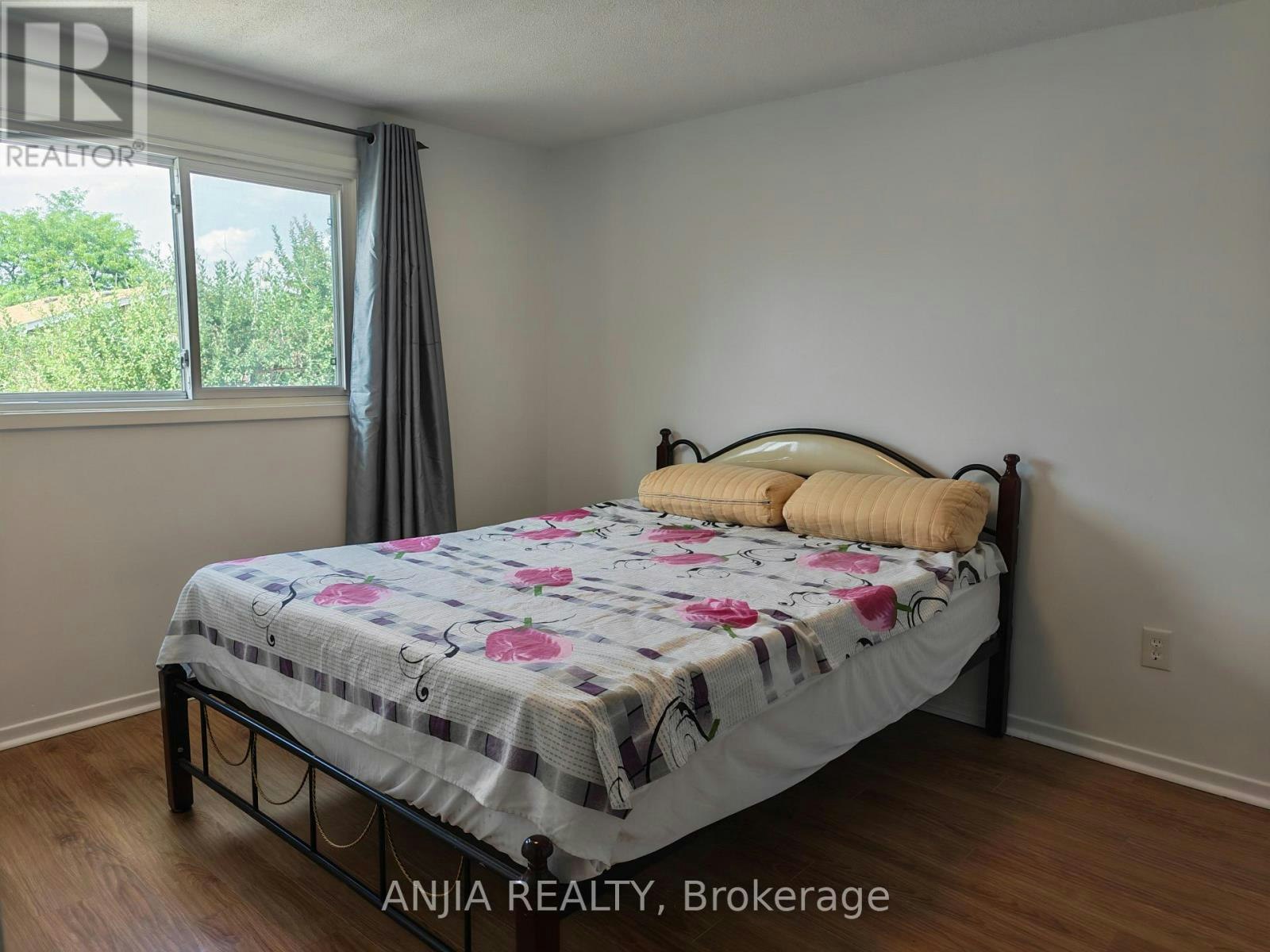 5 Muirlands Drive, Toronto, ON, M1V 2B3 - 11