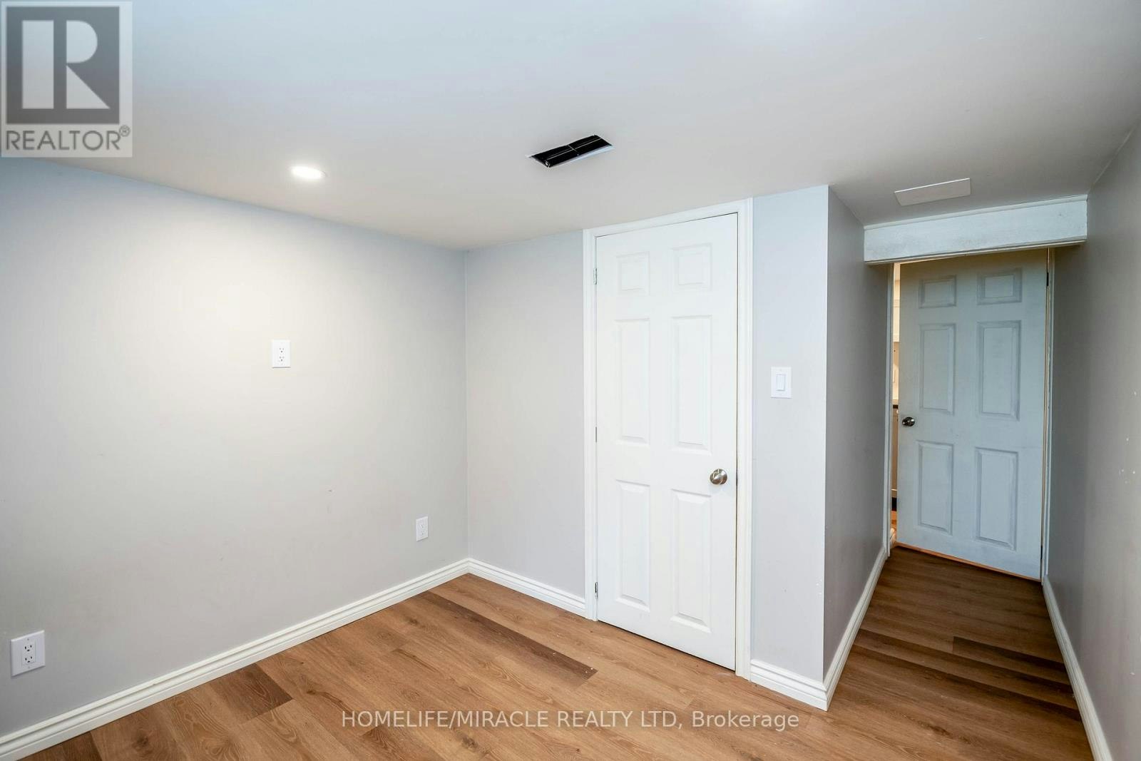 BASEMENT-4428 Homewood Avenue, Niagara Falls, ON, L2E 4X5 - 12
