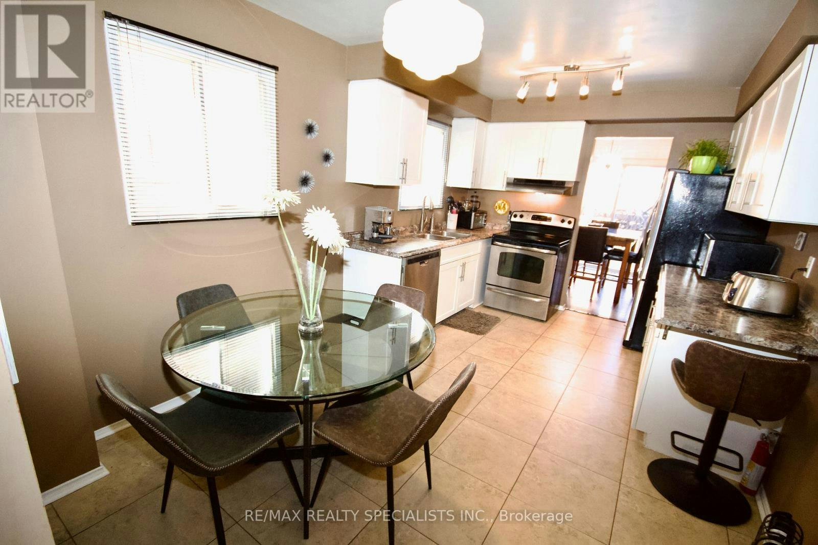 SHORT TERM-3157 Shadetree Drive, Mississauga, ON, L5N 6P3 - 7