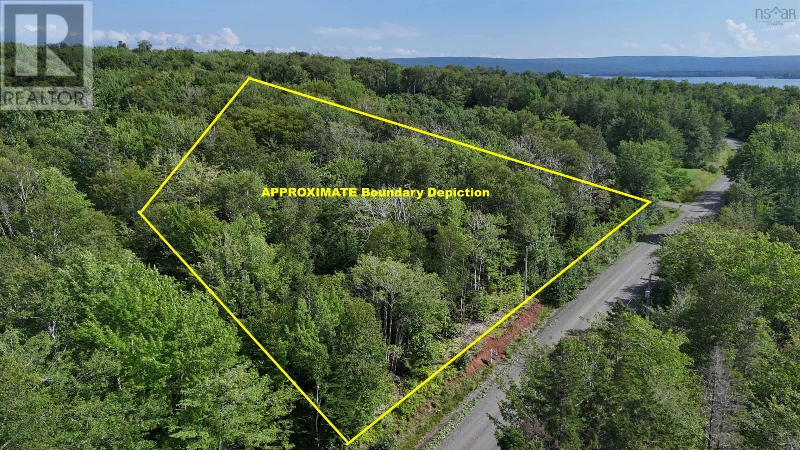 Beverly's Hill Road, Inlet Baddeck, NS, B0E 1B0