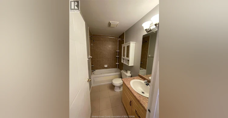 107-3160 Wildwood, Windsor, ON, N8R 2K8 - 8