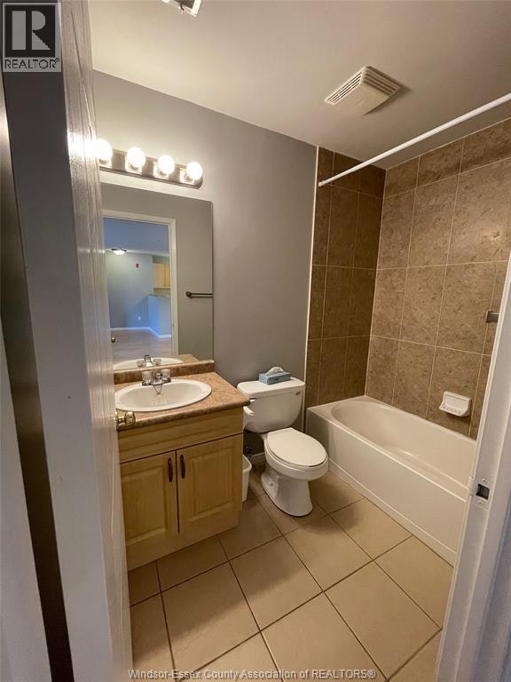 107-3160 Wildwood, Windsor, ON, N8R 2K8 - 10
