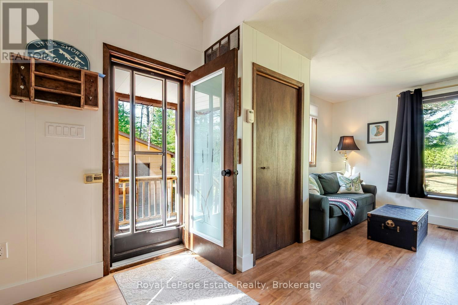 1207 Sauble Falls Road, South Bruce Peninsula, ON, N0H 2G0 - 8