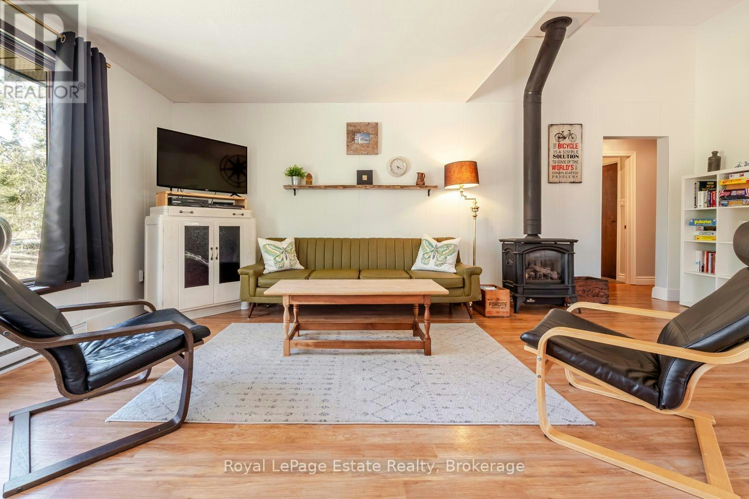 1207 Sauble Falls Road, South Bruce Peninsula, ON, N0H 2G0 - 10