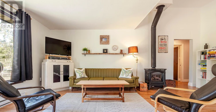 1207 Sauble Falls Road, South Bruce Peninsula, ON, N0H 2G0 - 10
