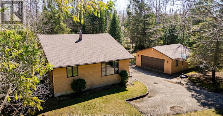 1207 Sauble Falls Road, South Bruce Peninsula, ON, N0H 2G0 - 4
