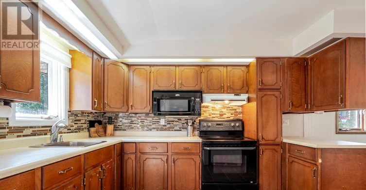 1207 Sauble Falls Road, South Bruce Peninsula, ON, N0H 2G0 - 16