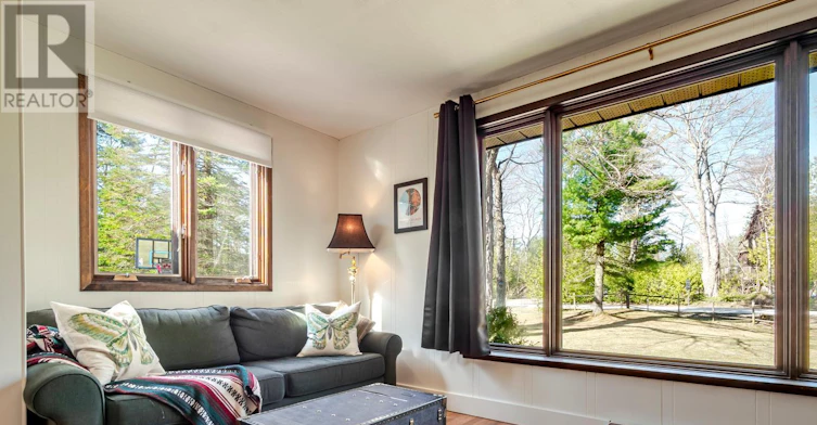 1207 Sauble Falls Road, South Bruce Peninsula, ON, N0H 2G0 - 13