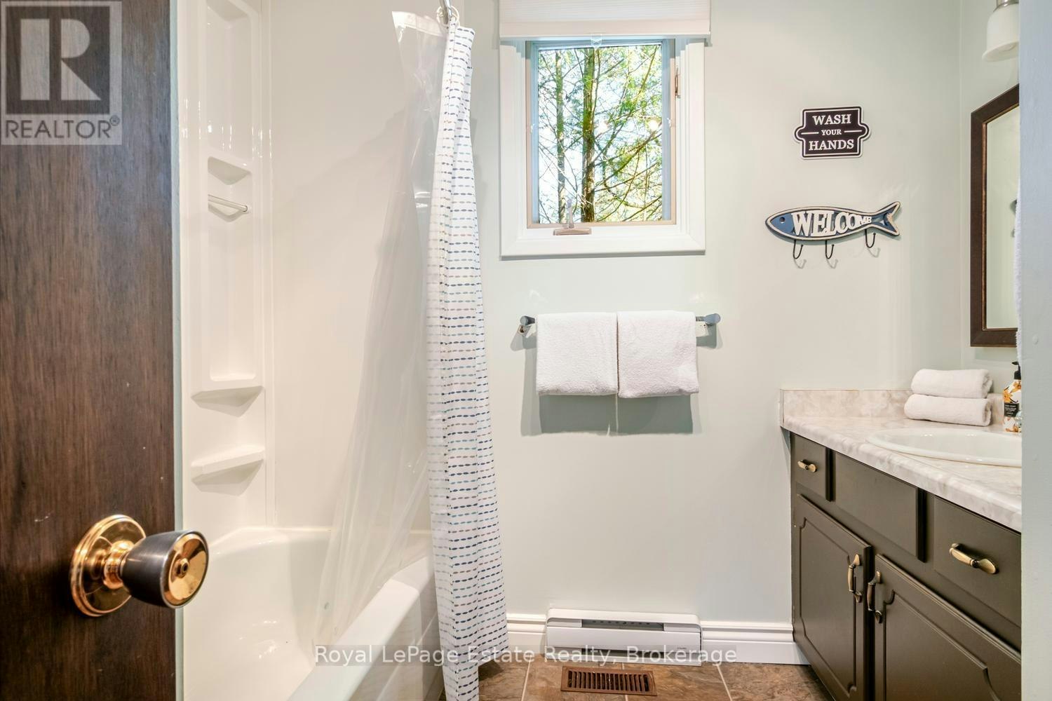 1207 Sauble Falls Road, South Bruce Peninsula, ON, N0H 2G0 - 20