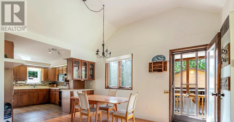 1207 Sauble Falls Road, South Bruce Peninsula, ON, N0H 2G0 - 17