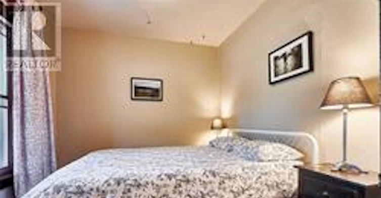 22 Freeman Street S, Toronto, ON, M1N 2B9 - 2
