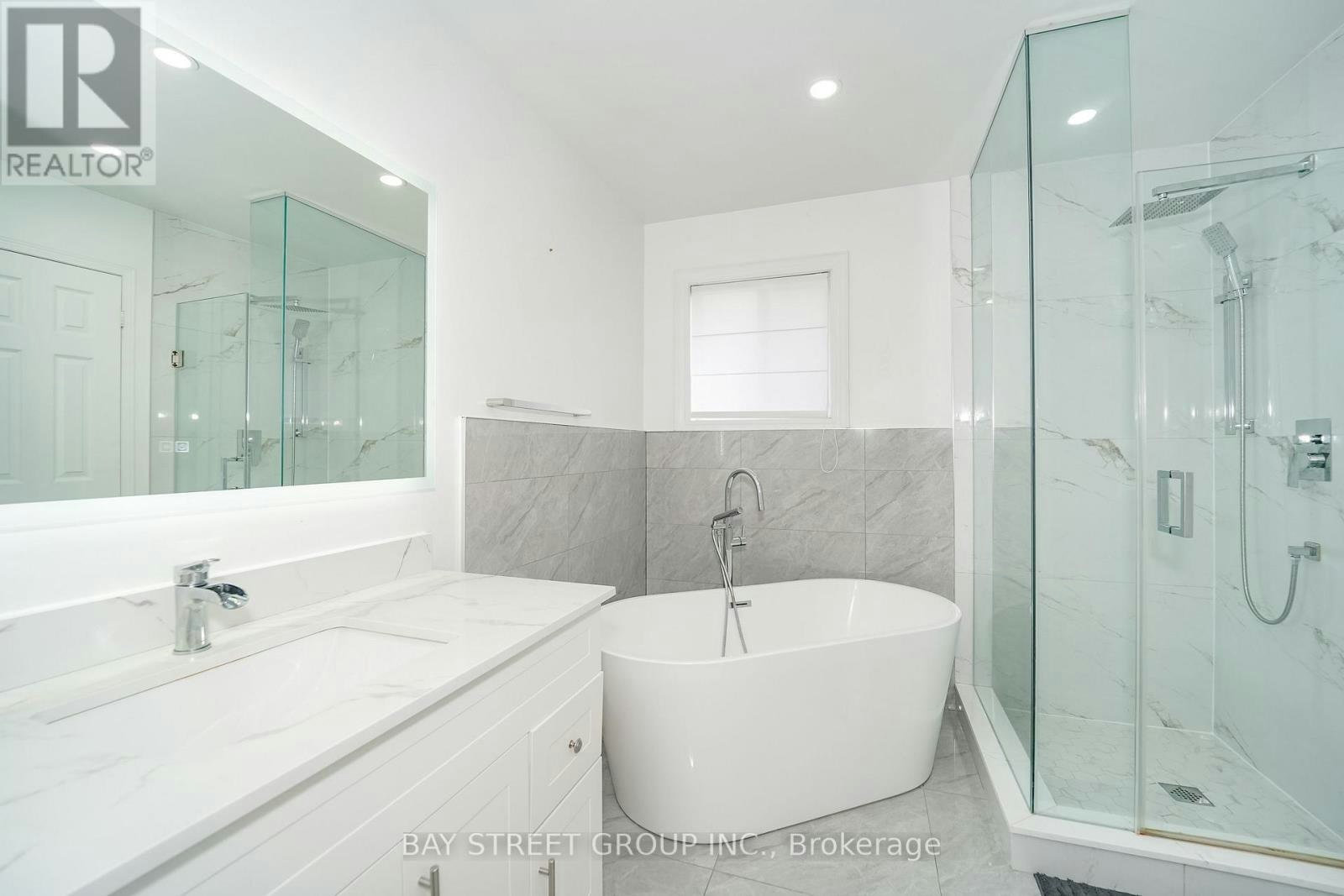 72 Purcell Crescent, Vaughan, ON, L6A 3C6 - 35