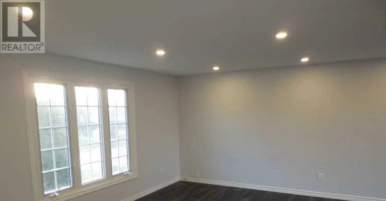 UPPER-18 Chippawa Court, Barrie, ON, L4M 5N8 - 6