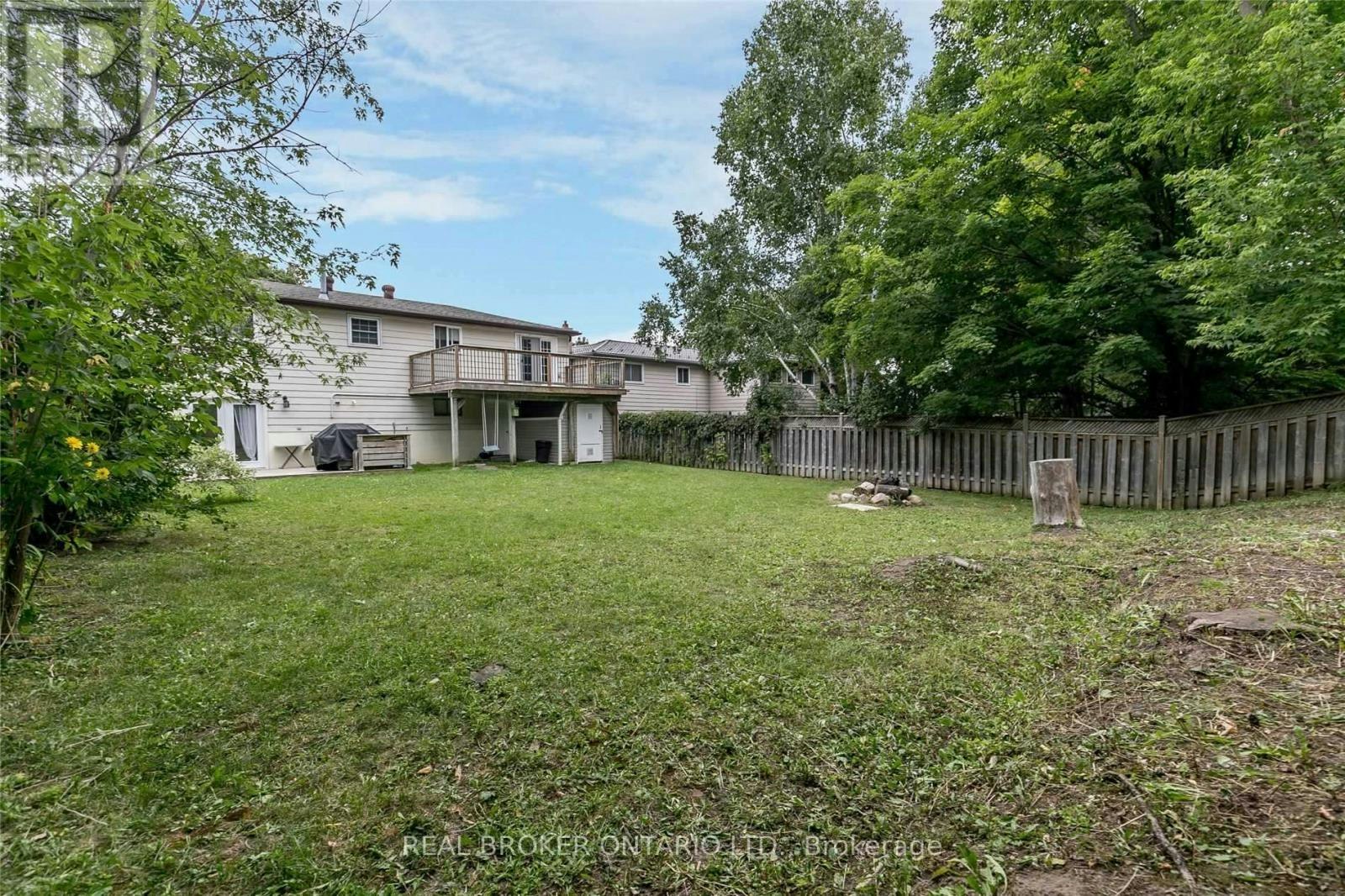 UPPER-18 Chippawa Court, Barrie, ON, L4M 5N8 - 4