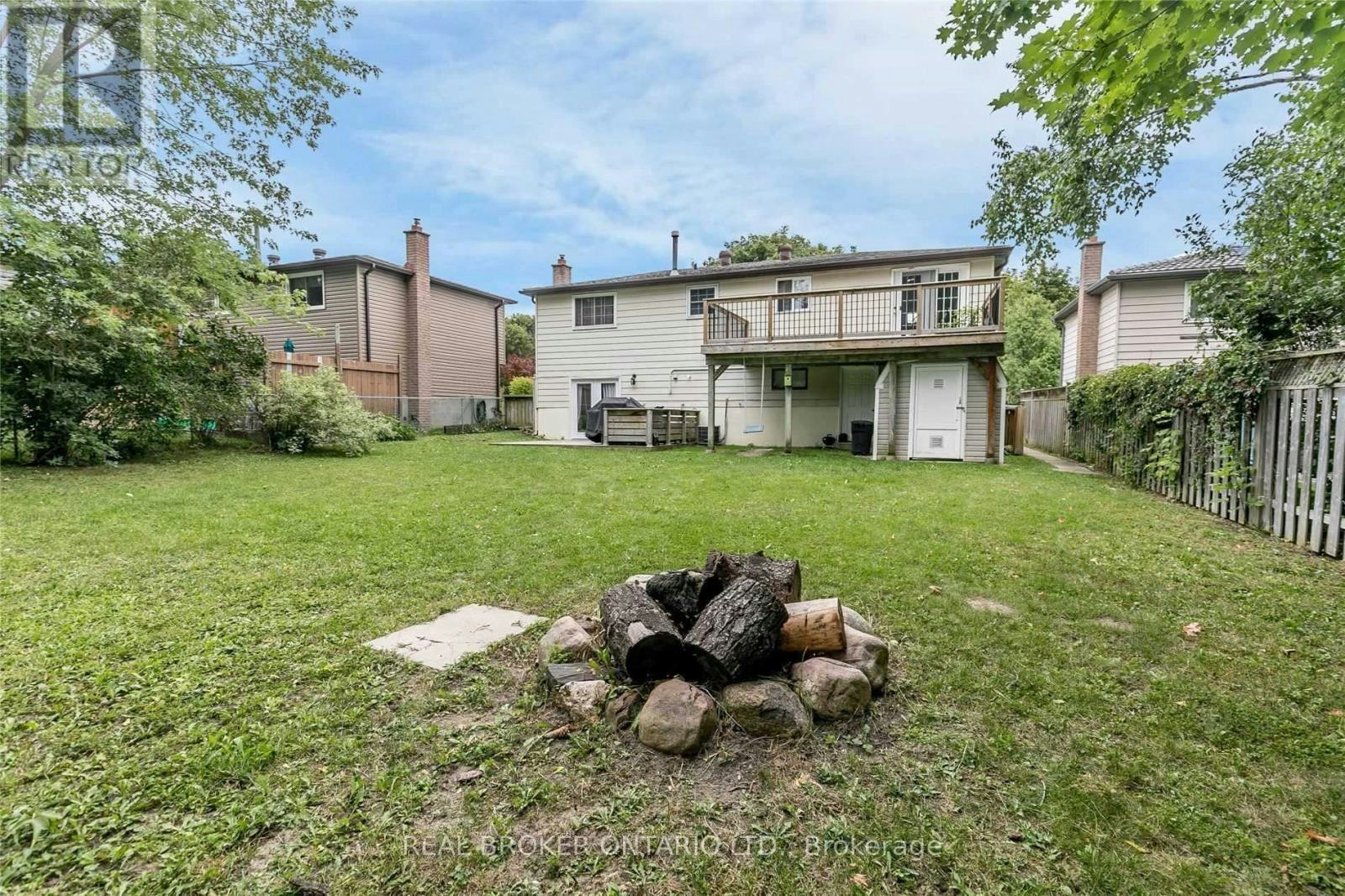 UPPER-18 Chippawa Court, Barrie, ON, L4M 5N8 - 3