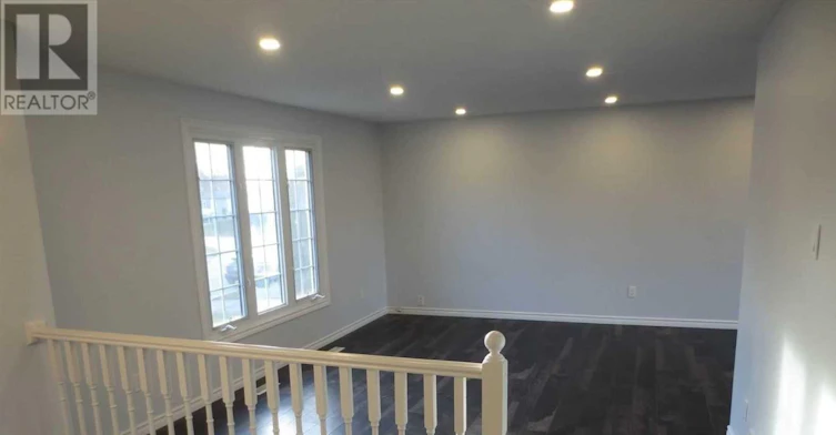 UPPER-18 Chippawa Court, Barrie, ON, L4M 5N8 - 11
