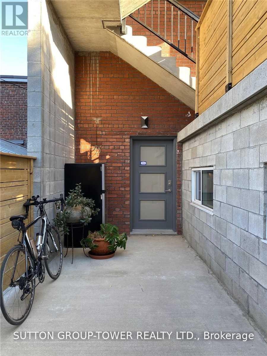 2-2036 Davenport Road, Toronto, ON, M6N 1C6 - 15