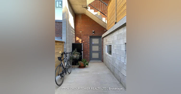 2-2036 Davenport Road, Toronto, ON, M6N 1C6 - 15