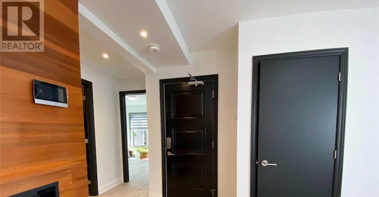 2-2036 Davenport Road, Toronto, ON, M6N 1C6 - 2