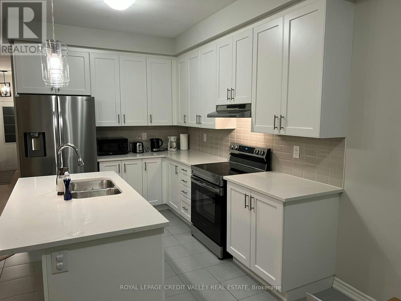 7 Cachia Lane, Ajax, ON, L1T 0P8 - 9