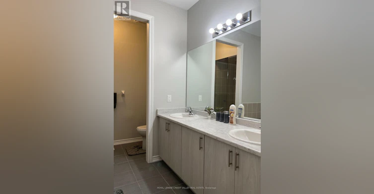 7 Cachia Lane, Ajax, ON, L1T 0P8 - 17