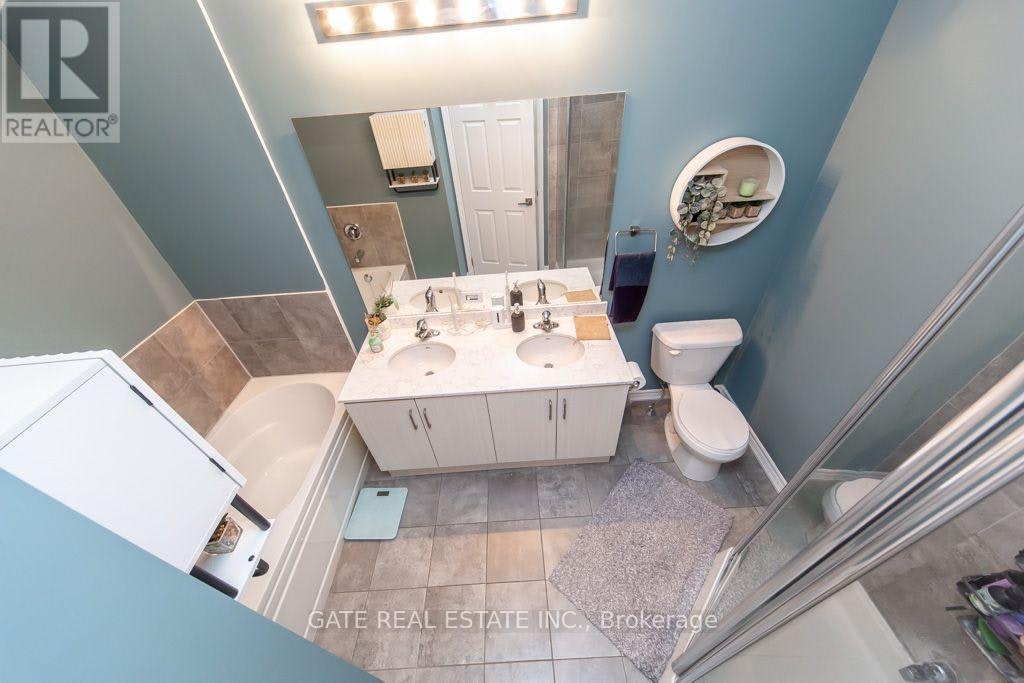 53 Kantium Way, Whitby, ON, L1N 9K9 - 32