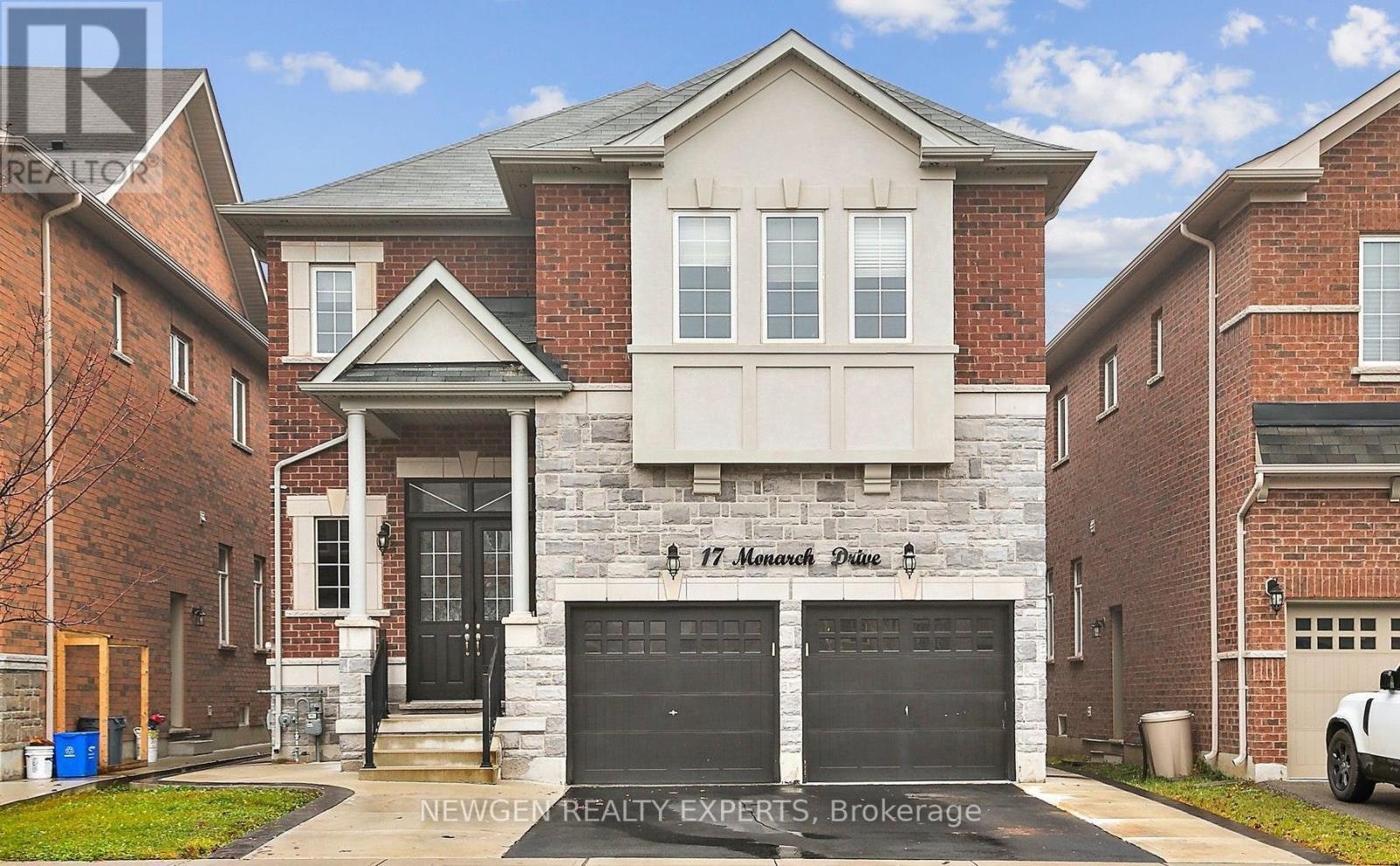 17 Monarch Drive, Halton Hills, ON, L7G 0H9