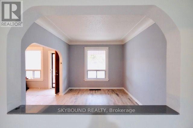 72 Somerset Avenue, Hamilton, ON, L8L 2L7