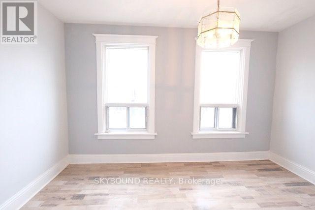 72 Somerset Avenue, Hamilton, ON, L8L 2L7 - 4
