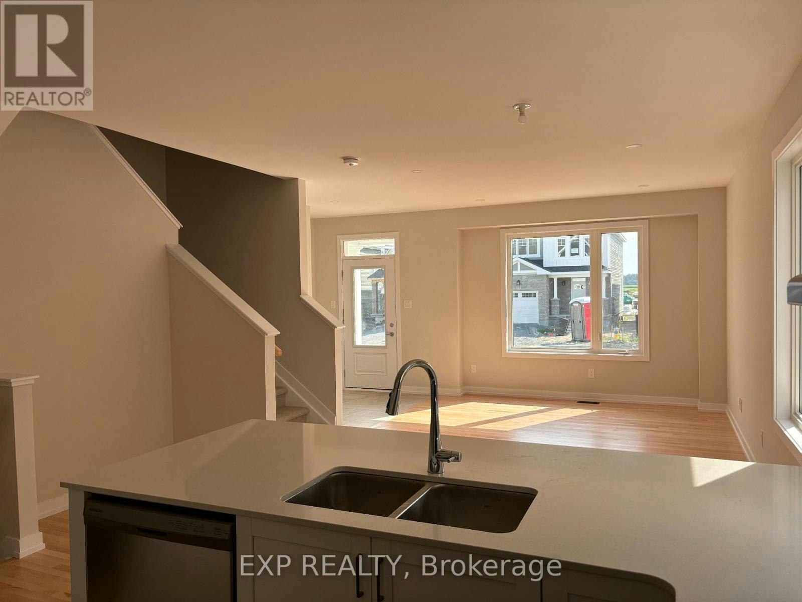 530 Oldenburg Avenue, Ottawa, ON, K0A 2Z0 - 4
