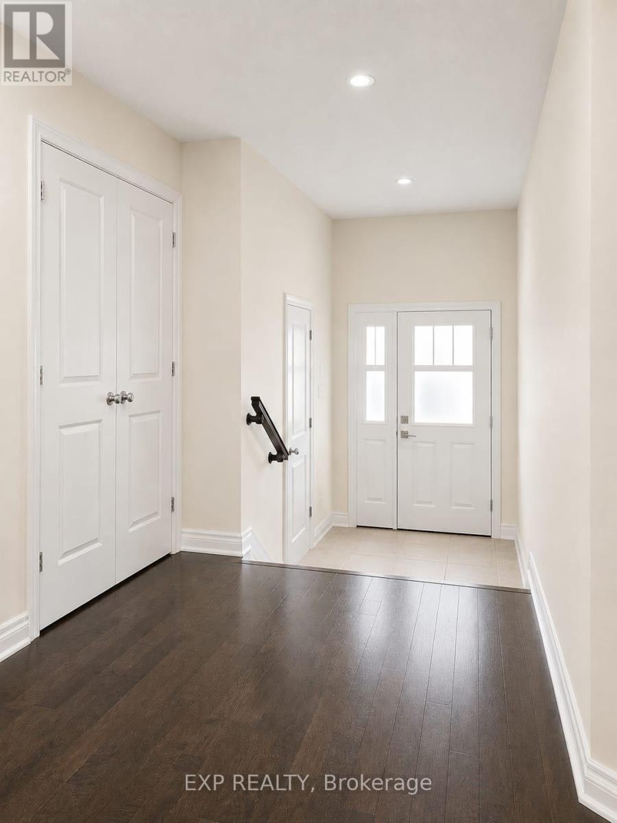 55 Fallengale Crescent, Ottawa, ON, K2T 0K9 - 2