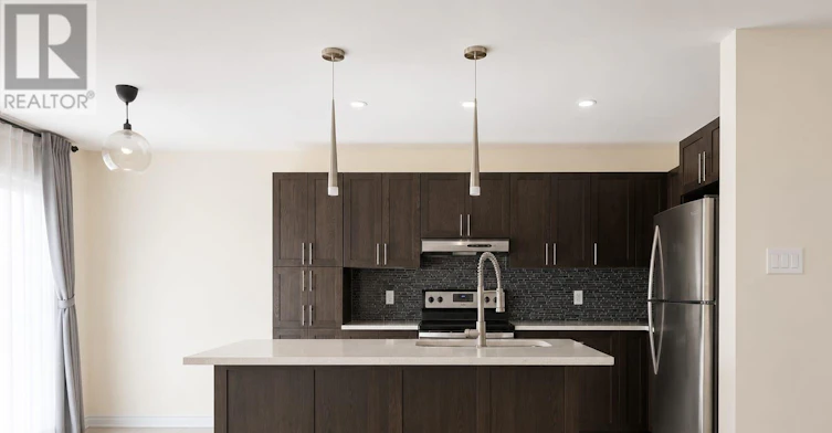 55 Fallengale Crescent, Ottawa, ON, K2T 0K9 - 4
