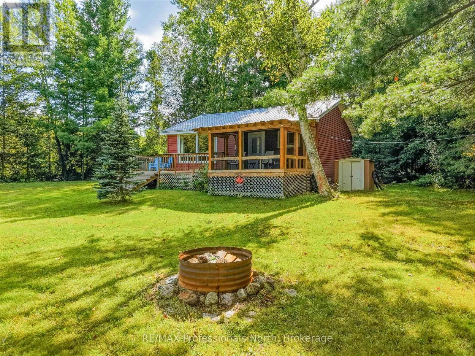 1001 Sherwood Forest Road, Bracebridge, ON, P1L 1X3