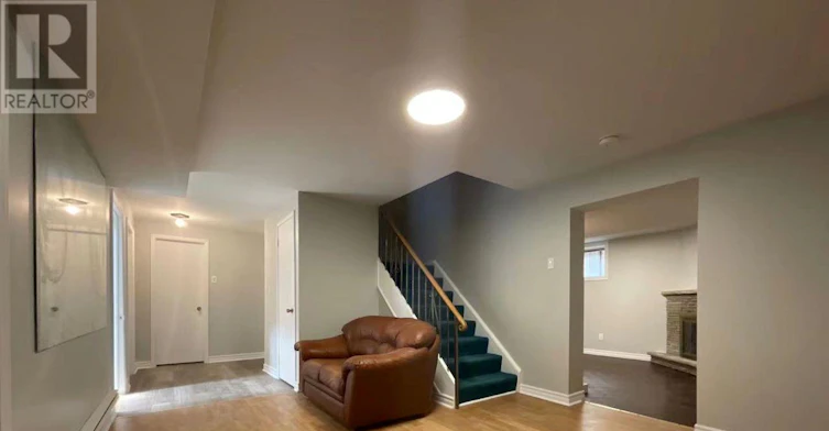 BSMT-100 Charlton Boulevard, Toronto, ON, M2M 1B9 - 5