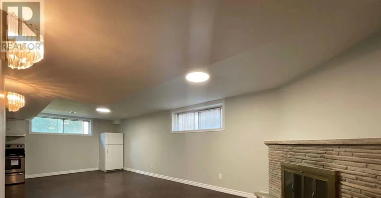 BSMT-100 Charlton Boulevard, Toronto, ON, M2M 1B9 - 4