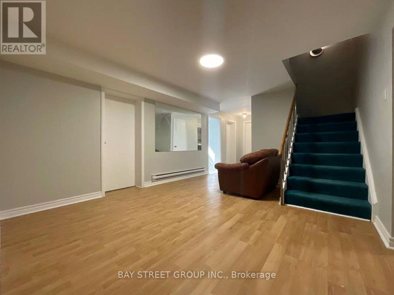 BSMT-100 Charlton Boulevard, Toronto, ON, M2M 1B9 - 6