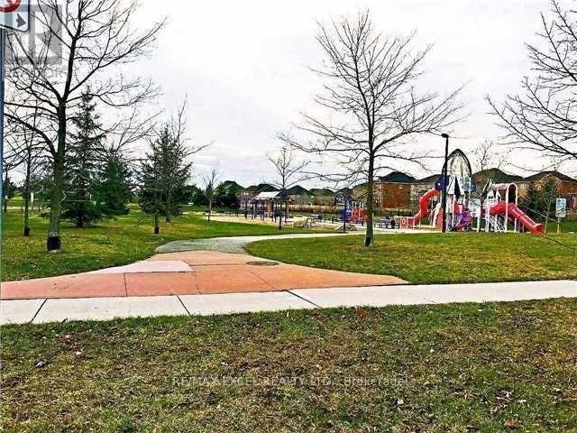 9 Baycliffe Drive, Whitby, ON, L1P 1W8 - 2